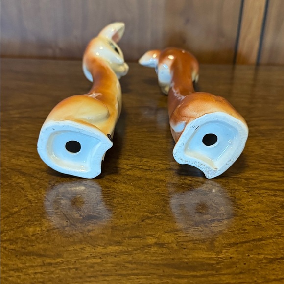 Vintage MCM Deer Salt and Pepper Shakers - Picture 5 of 6